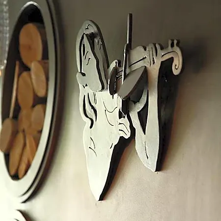 Hotel Mousiko Pandoxeio *